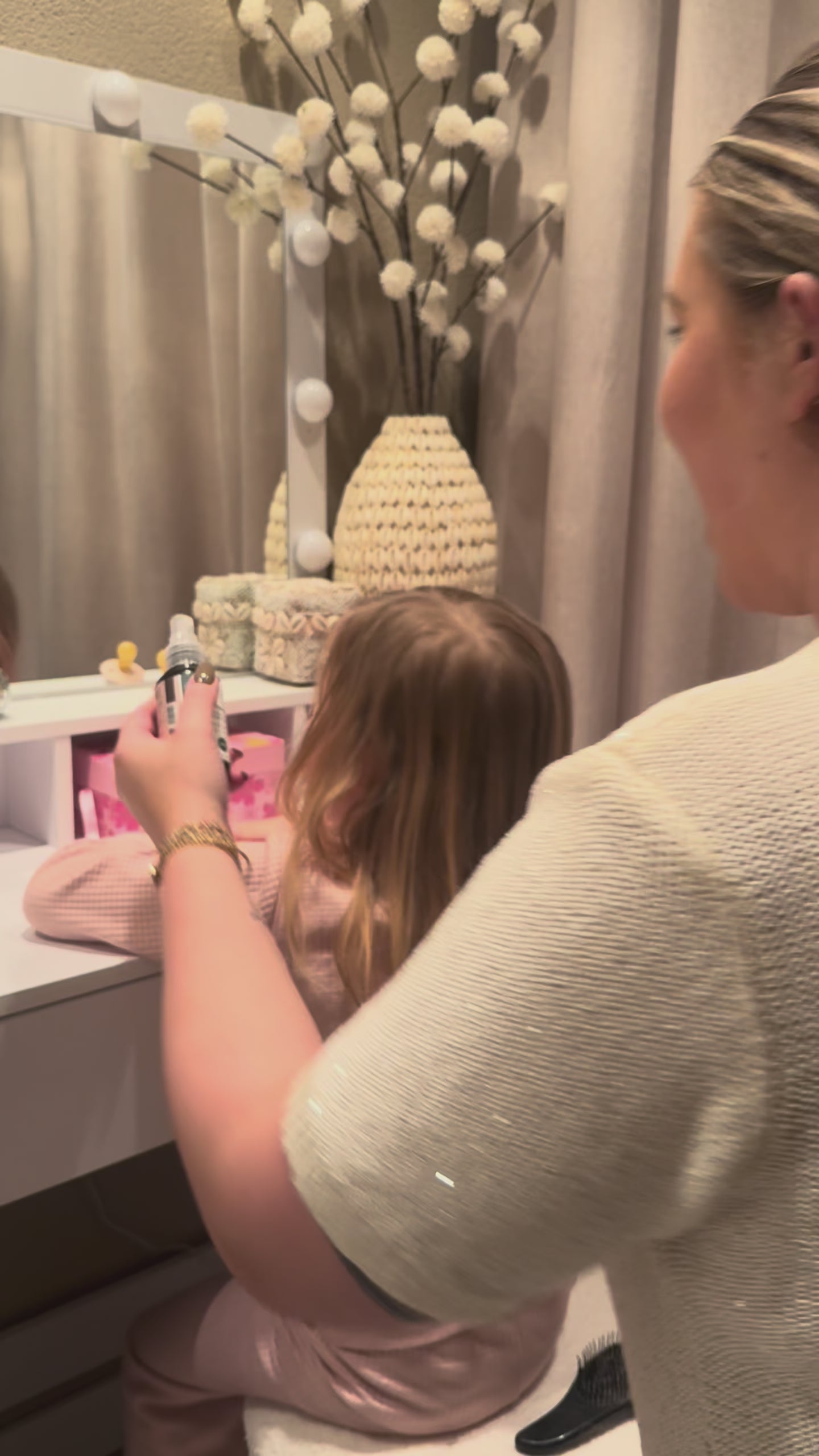 Video geladen: Magic Hairspray